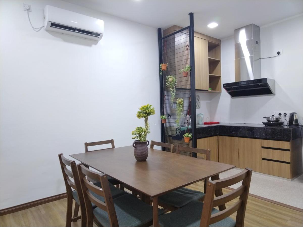 Greenery Studio, Kubot A Sentral